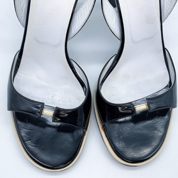 Gucci Open-Toe High Heeled Sandal in Black Patent Leather - Picture 8 of 13